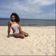 serena williams bikini beach body sports ilustrated